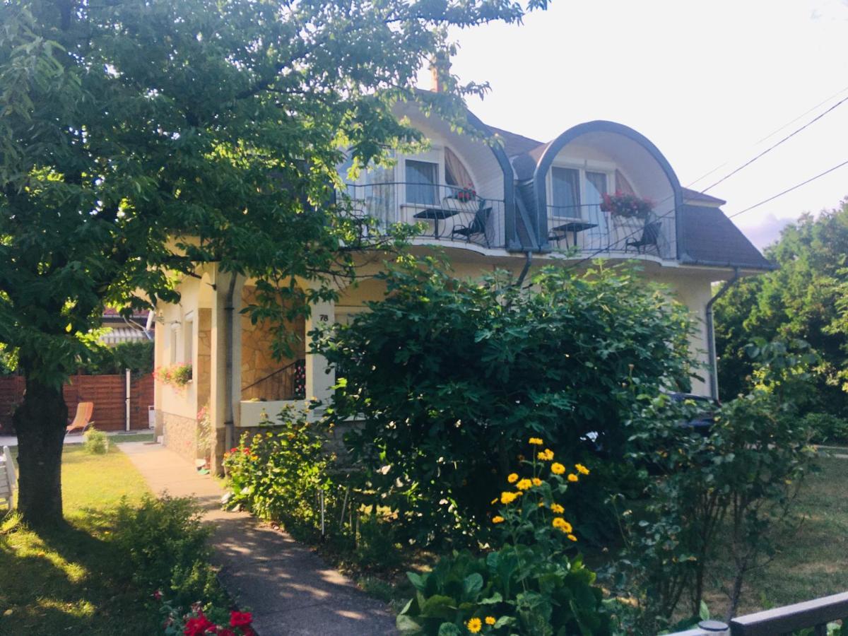 Villa Terrazza Balatongyörök Esterno foto