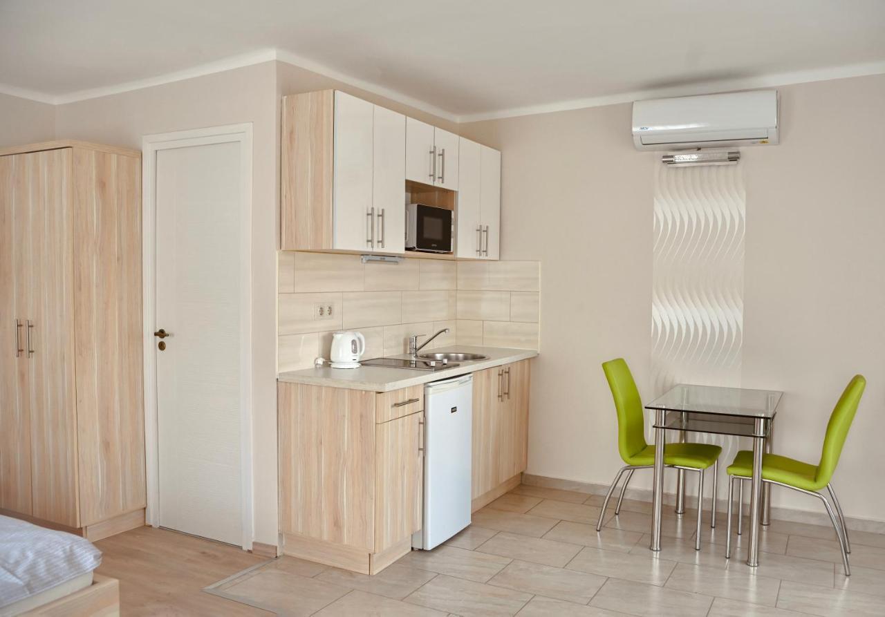 Villa Terrazza Balatongyörök Esterno foto