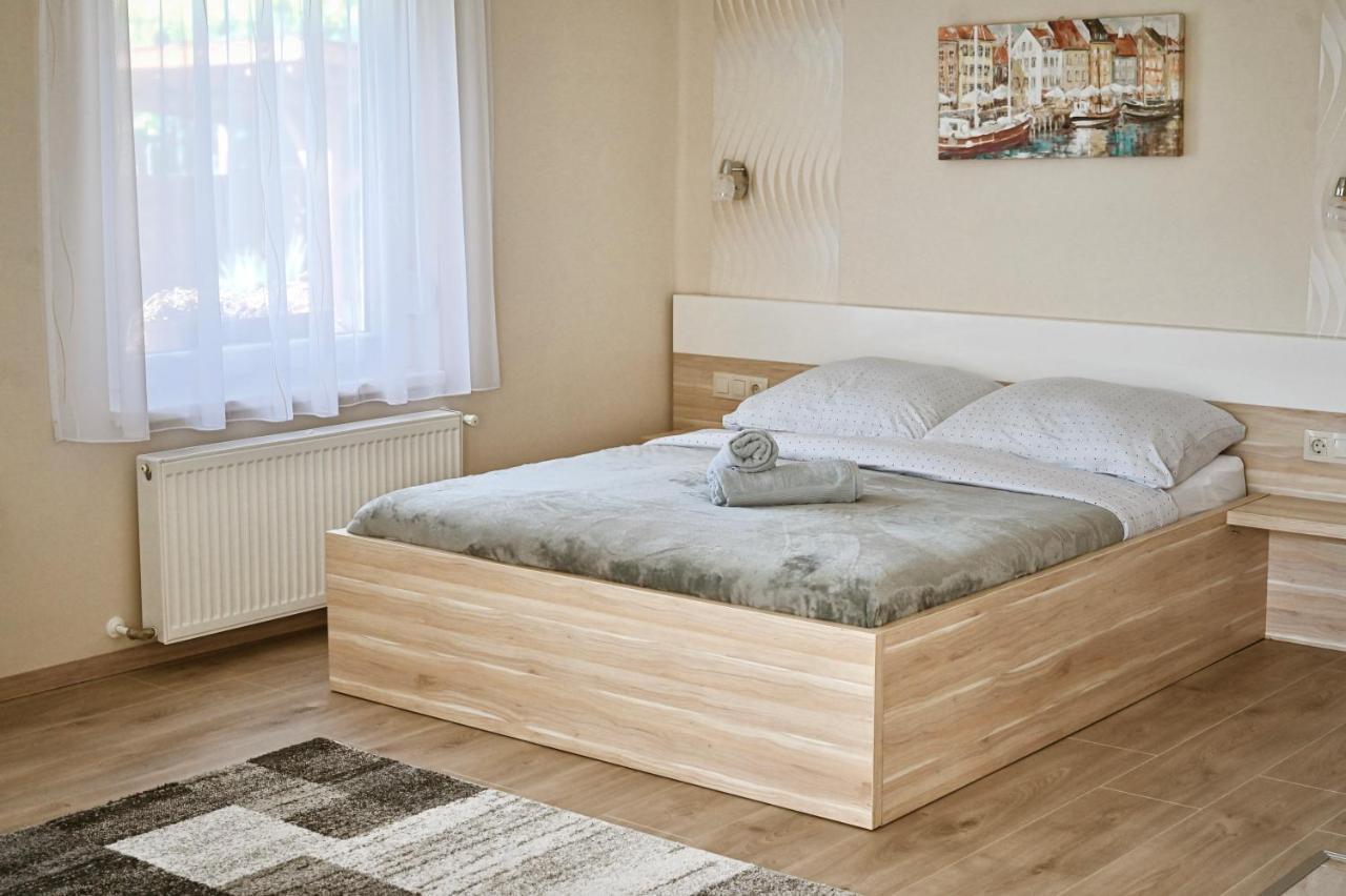 Villa Terrazza Balatongyörök Esterno foto